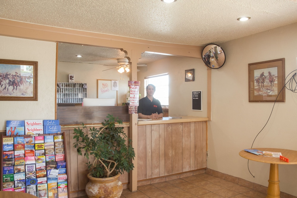 Hotel Las Cruces I 10 West - photo 3