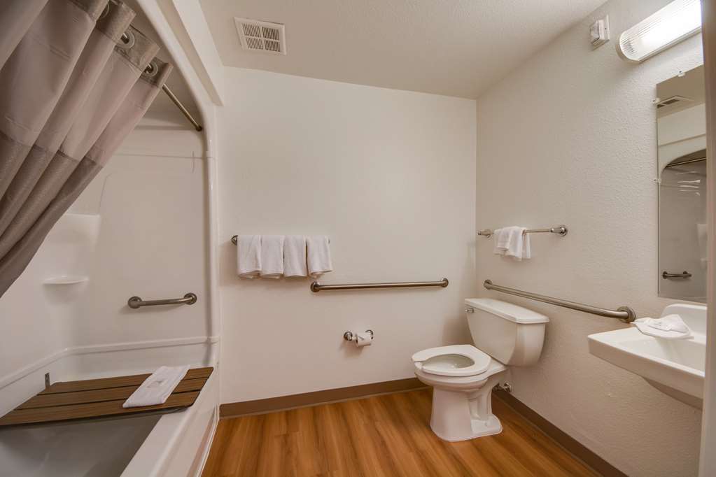 Studio 6 Brownsville TX - photo 29