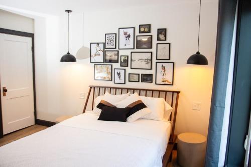 5 Minutes to the Falls Luxury Home 3BR 2 Bath USA Side — 4-Star Luxury Hotel in Niagara Falls, United States