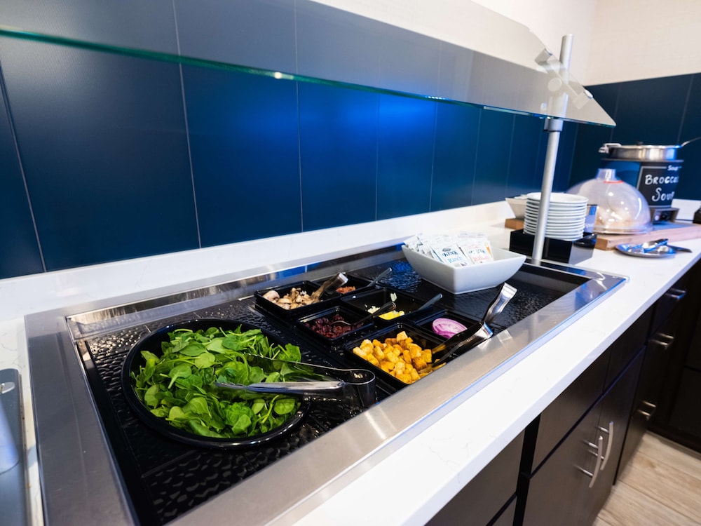 Homewood Suites by Hilton Joplin - photo 63