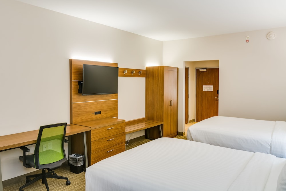 Holiday Inn Express & Suites Russellville by IHG - photo 6