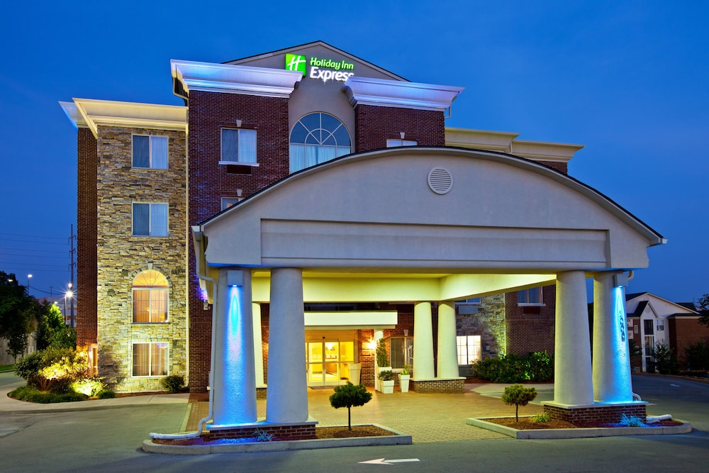 Holiday Inn Express Hotel & Suites Lexington Downtown by IHG - photo 35