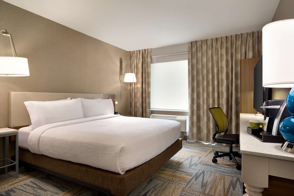 Hilton Garden Inn New York Times Square South - photo 11