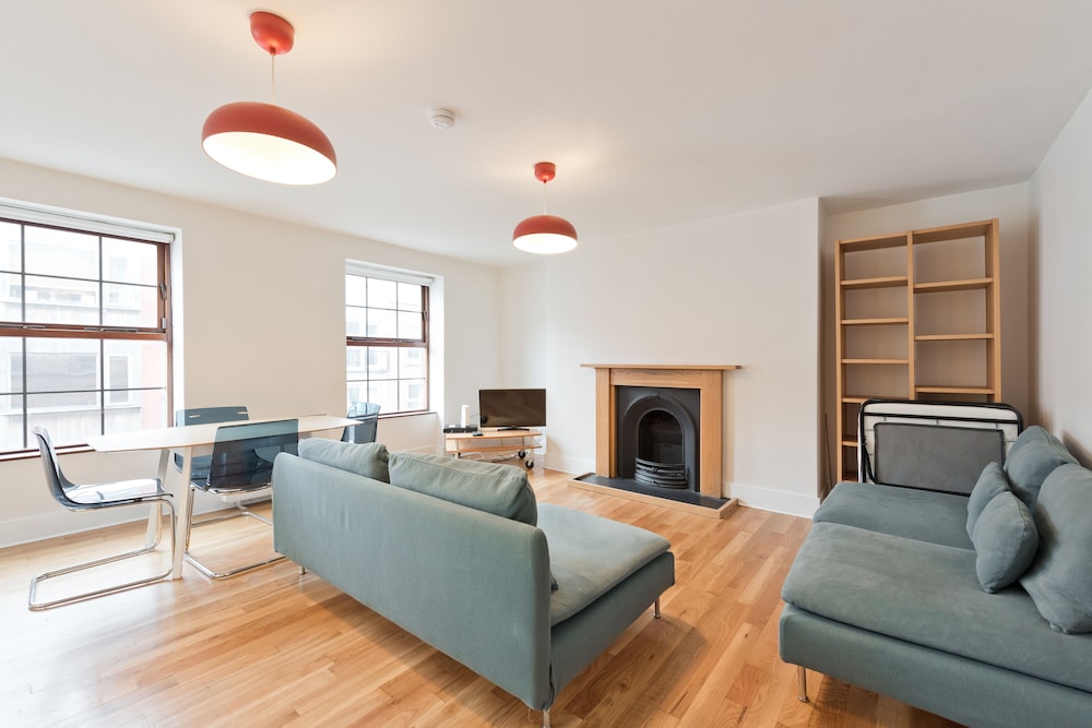 The Arthur Guinness suite hiphipstay — 4-Star Luxury Hotel in Dublin, Republic of Ireland