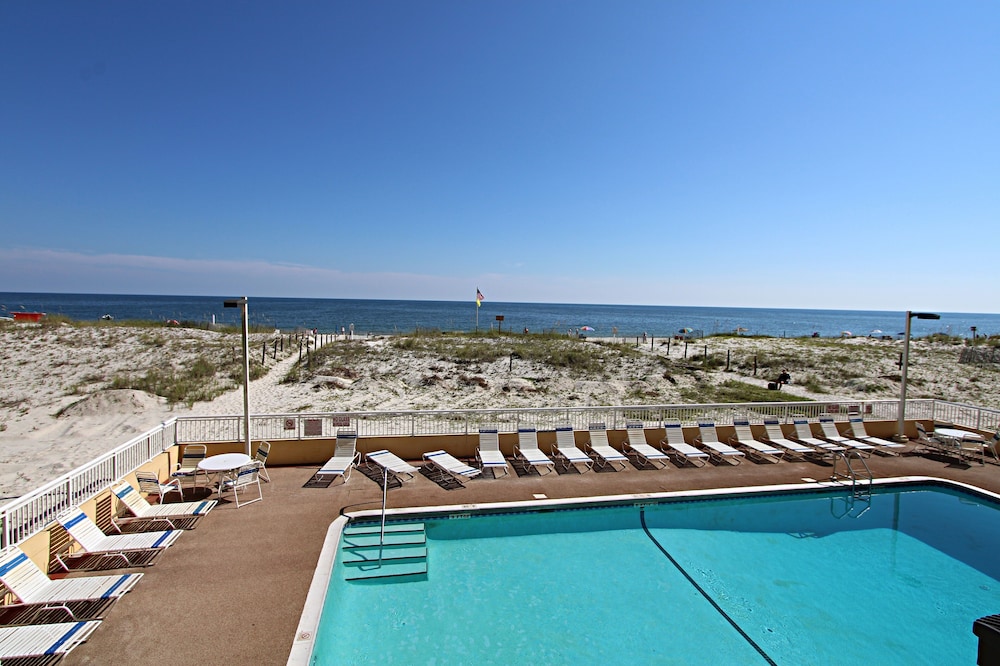 Driftwood Towers 1d 2 Bedroom Condo by RedAwning Gulf Shores - photo 12