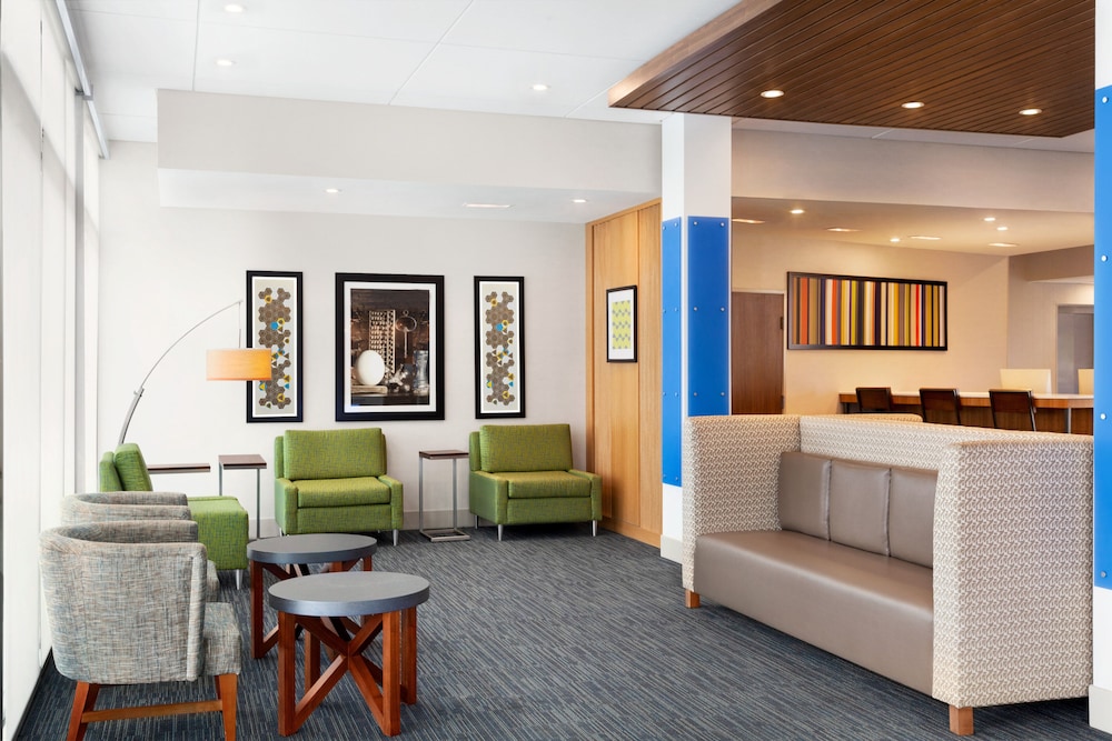 Holiday Inn Express & Suites Austin North Pflugerville by IHG - photo 3