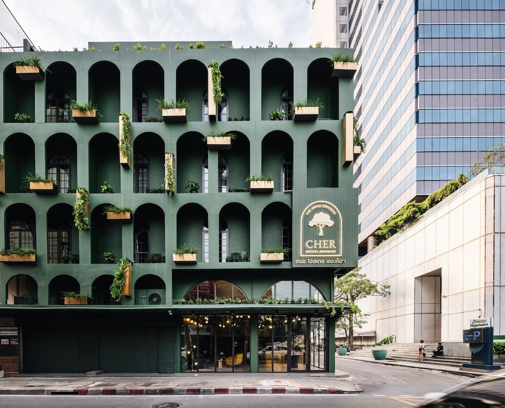 Cher Hostel Bangkok — 4-Star Luxury Hotel in Bangkok, Thailand