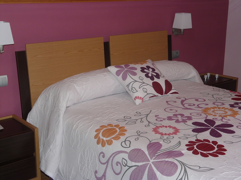 Hotel Tío Manolo de Noia — Noia — photo 3