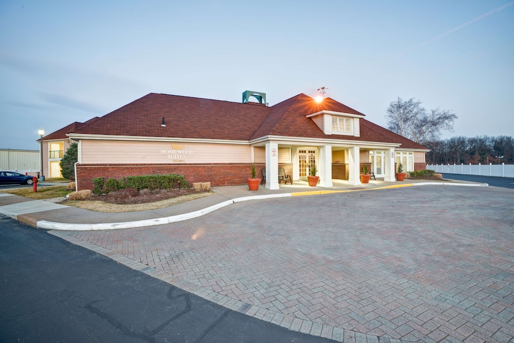 Homewood Suites by Hilton Windsor Locks Hartford - photo 42