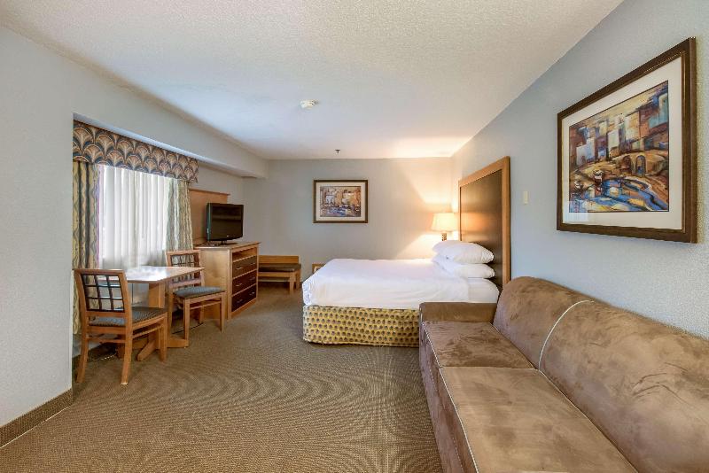 Inn and Suites Seaside - photo 18