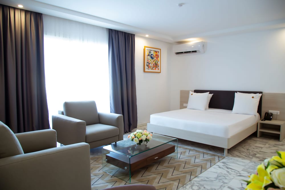 Le Ndiambour Hôtel et Résidence