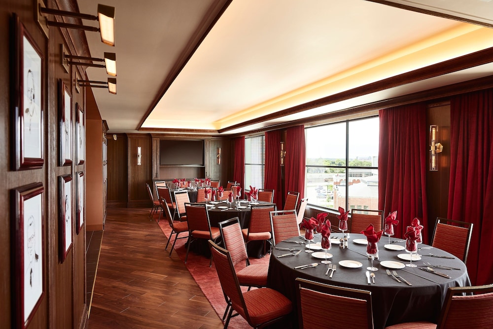 The Scarlet Lincoln a Tribute Portfolio Hotel - photo 50