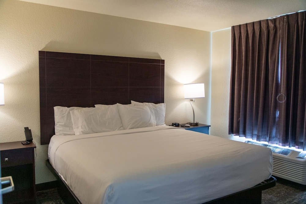 Cobblestone Inn & Suites of Springfield - photo 18