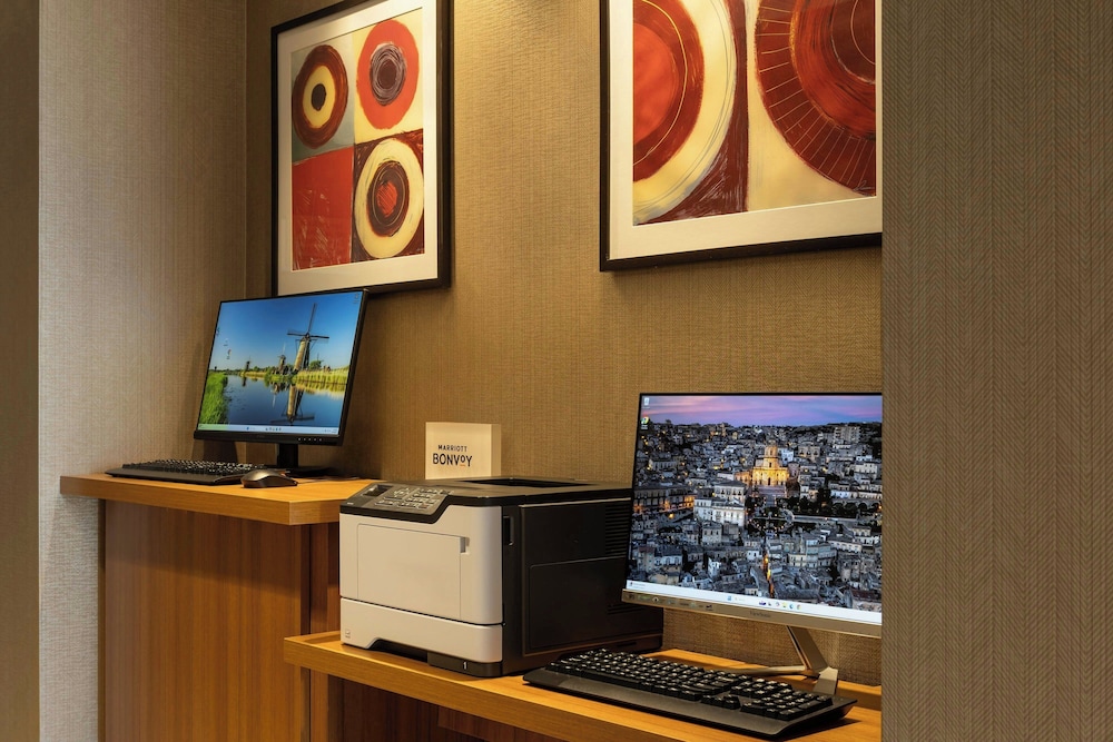 SpringHill Suites by Marriott Fargo - photo 36