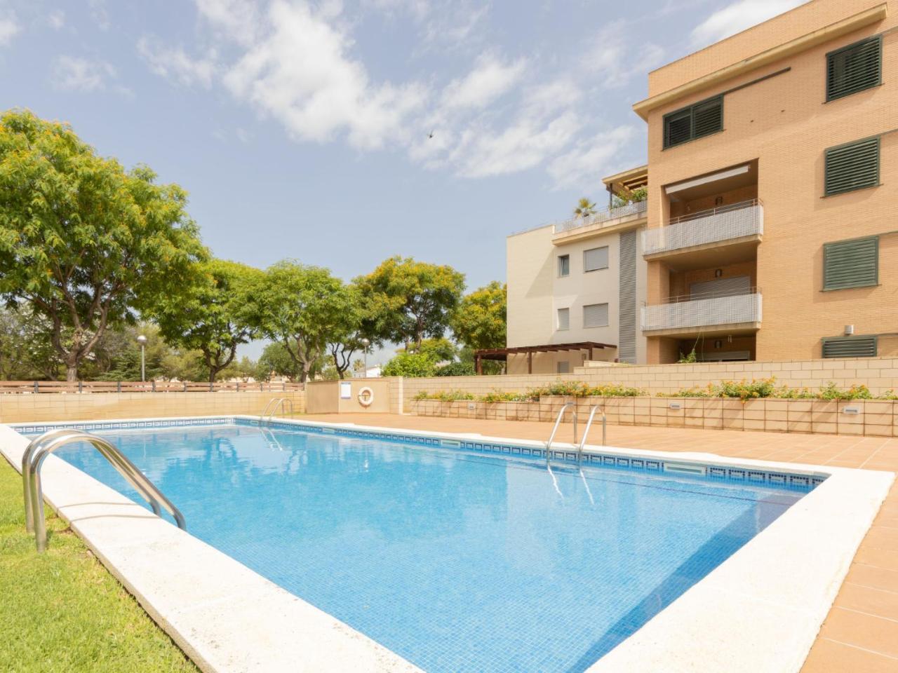 Apartment Luxor by Interhome — 4-Star Luxury Hotel in Torredembarra, Spain