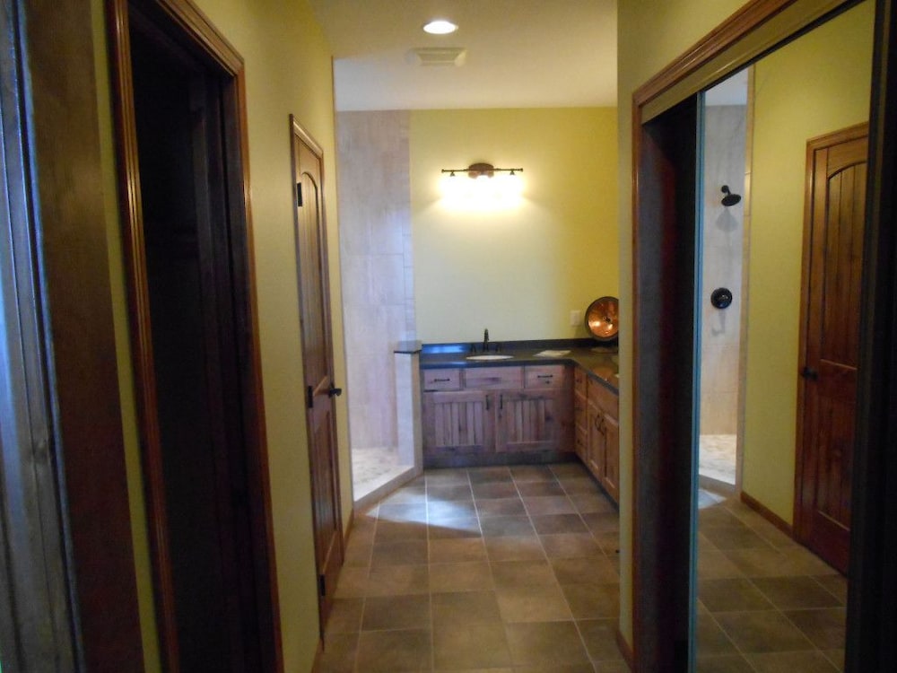 Quarterdeck Resort & Restaurant - photo 150