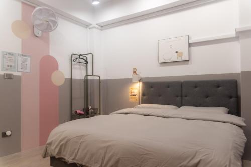圈圈宿qqs & 三點不陋sdbl - last minute hotel in Taichung