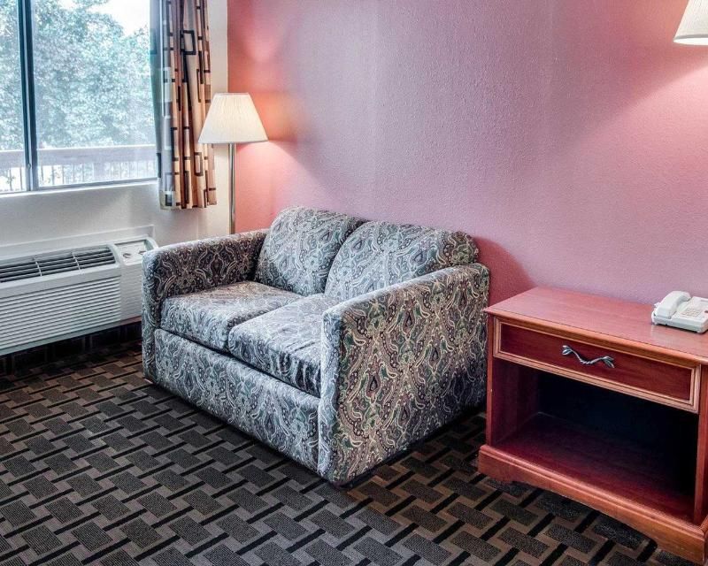 Motel 6 Texarkana - photo 18