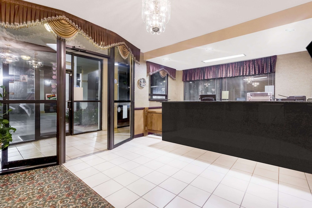 Howard Johnson by Wyndham Perry GA - photo 3