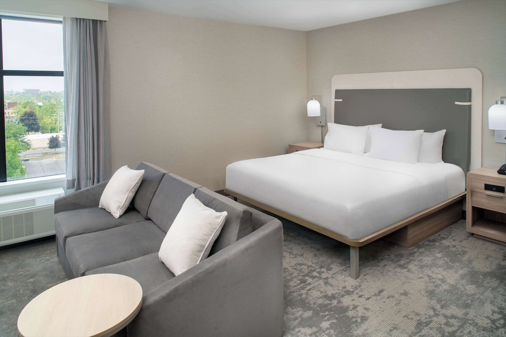 Homewood Suites by Hilton Ann Arbor - photo 14