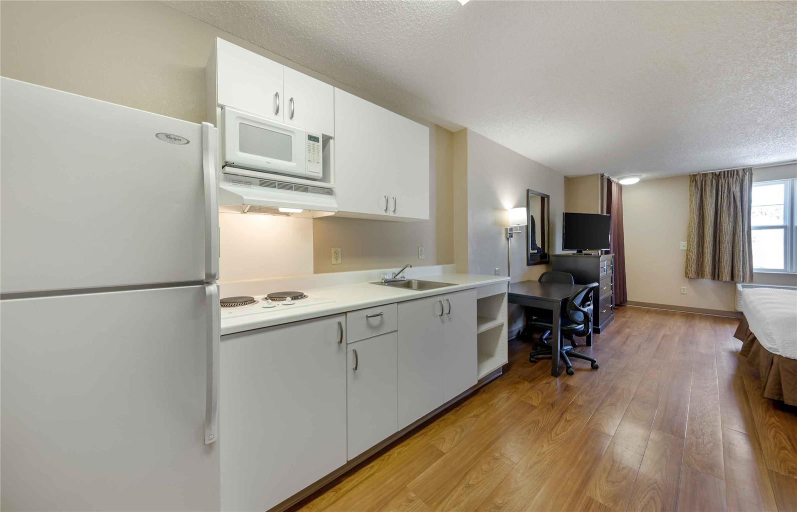 Extended Stay America Suites Los Angeles Simi Valley - photo 23