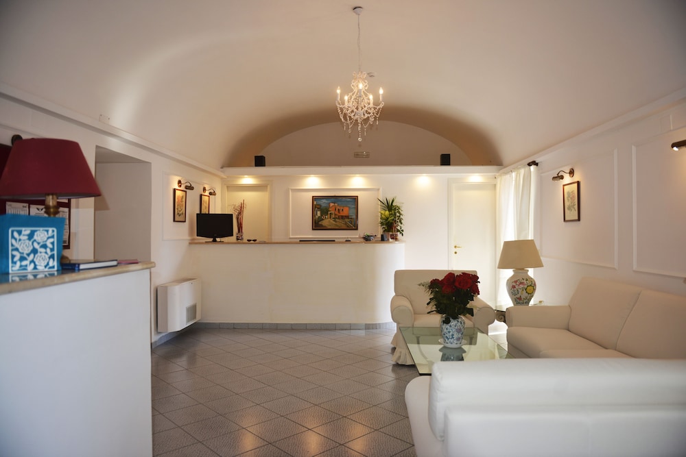 Hotel Bristol — Capri — photo 3