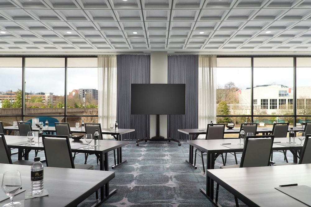 Marriott Knoxville Downtown - photo 53