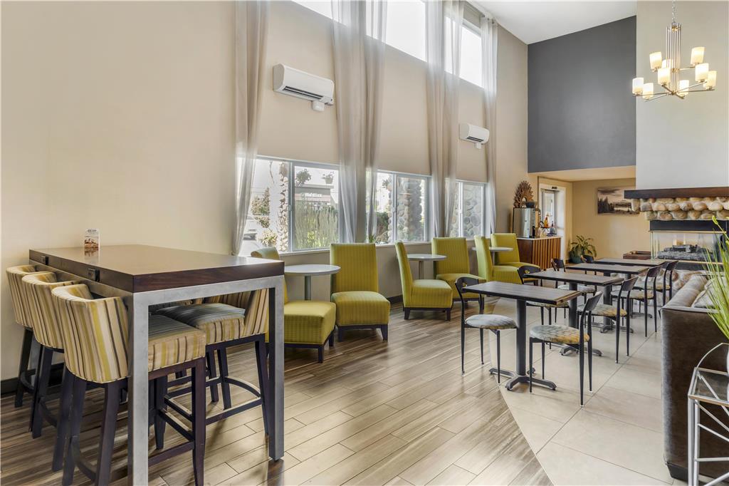 Best Western Plus Wenatchee Downtown Hotel - photo 36
