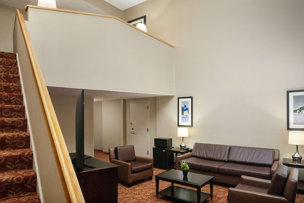 DoubleTree by Hilton Cherry Hill Philadelphia - photo 15