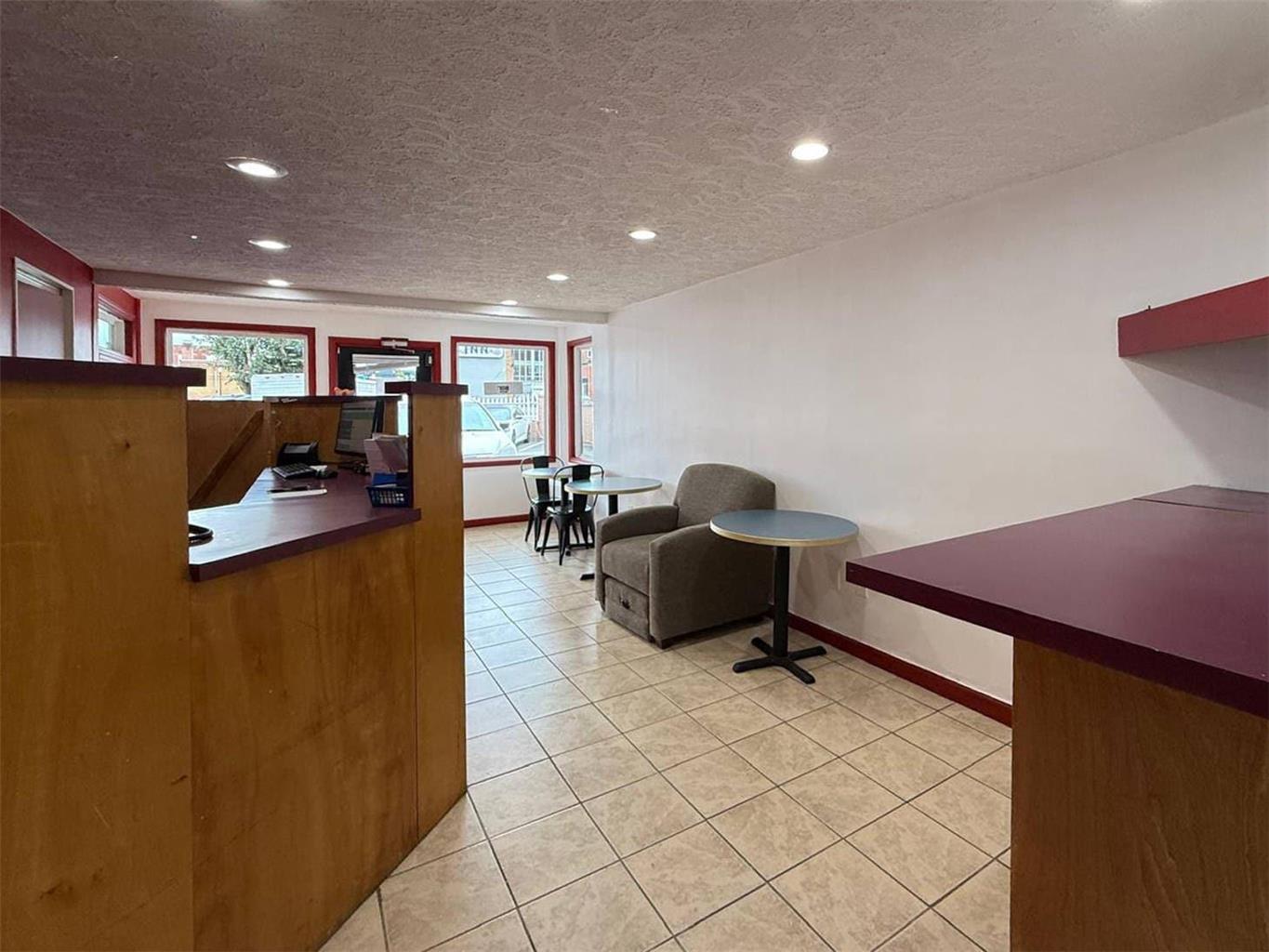 Econo Lodge Galax VA - photo 10