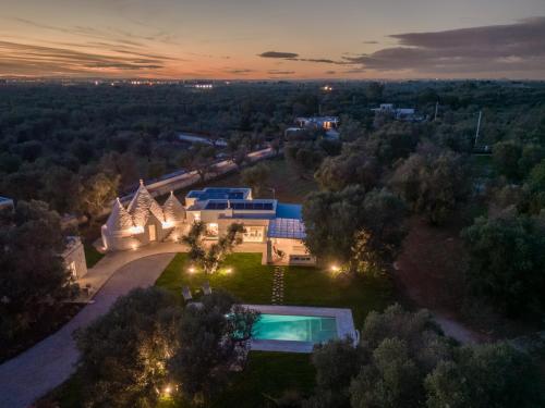 Trullo Brenda By Raro Villas — 4-Star Luxury Hotel in San Michele Salentino, Italy