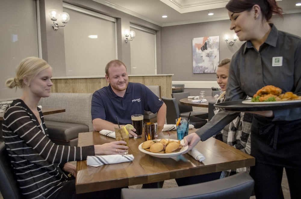 Holiday Inn Fargo by IHG - photo 56