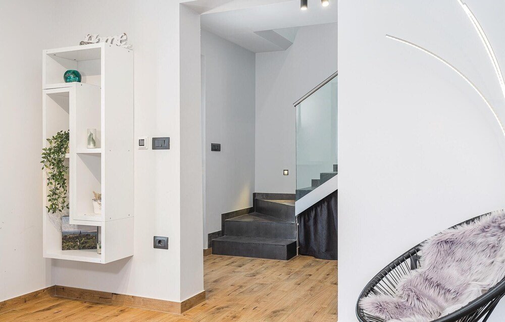 Three Bedroom Holiday Home In Banjole — 5-Star Luxury Hotel in Medulin, Croatia