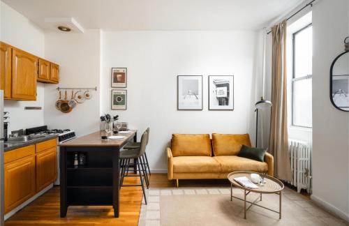 Cozy Classic Park Slope 1BD nr Prospect Park — 4-Star Luxury Hotel in Brooklyn, United States