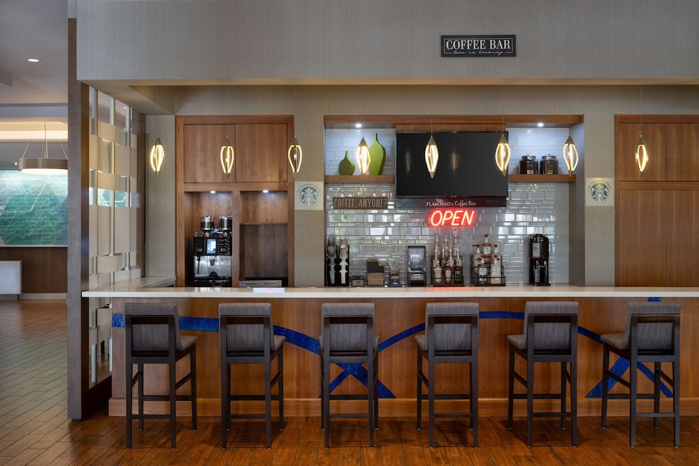 TownePlace Suites Orlando at FLAMINGO CROSSINGS Town Center Western Entrance - photo 49