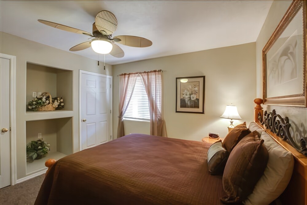 Dream Manor Inn - photo 4