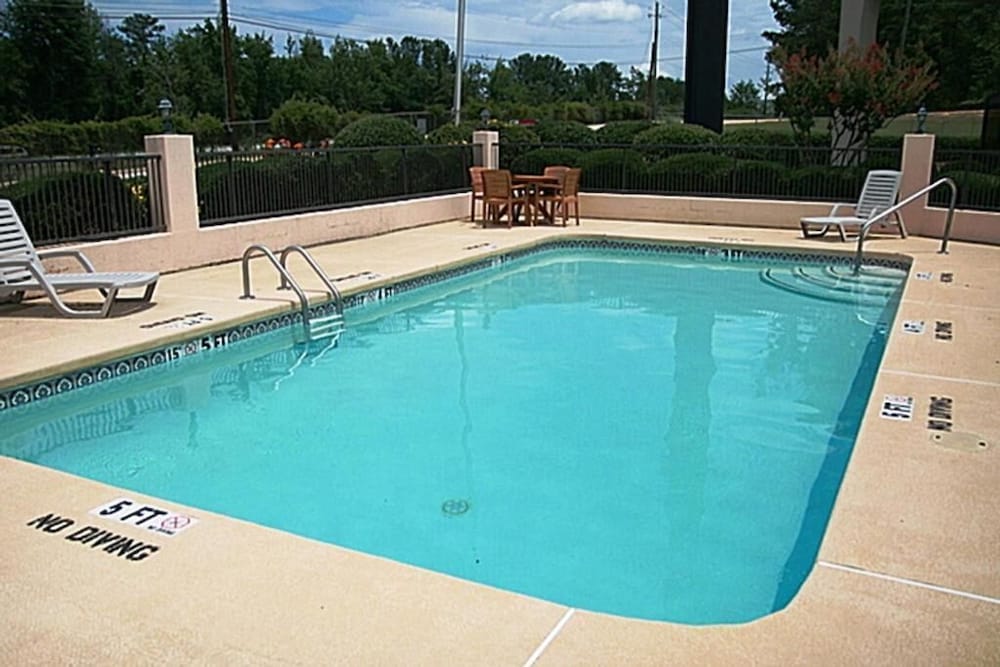 Regency Inn & Suites Macon - photo 11