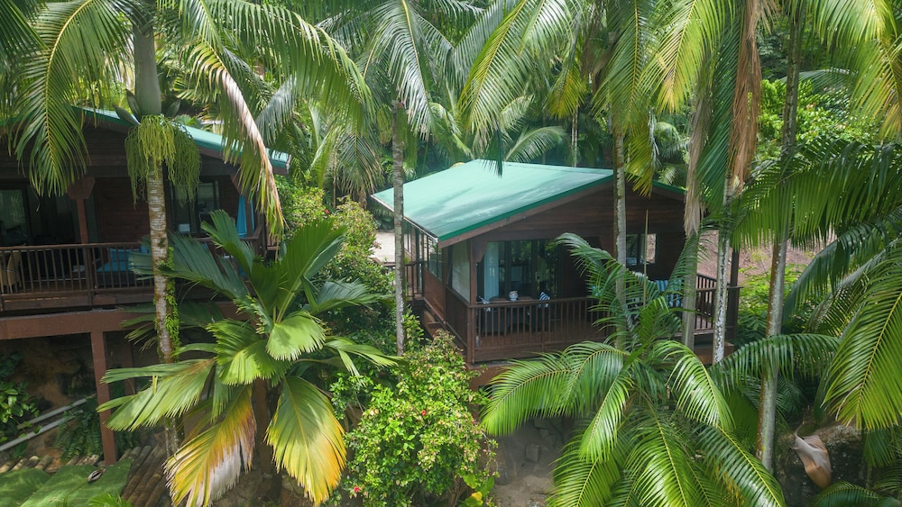 Hillside Retreat - last minute hotel in Victoria