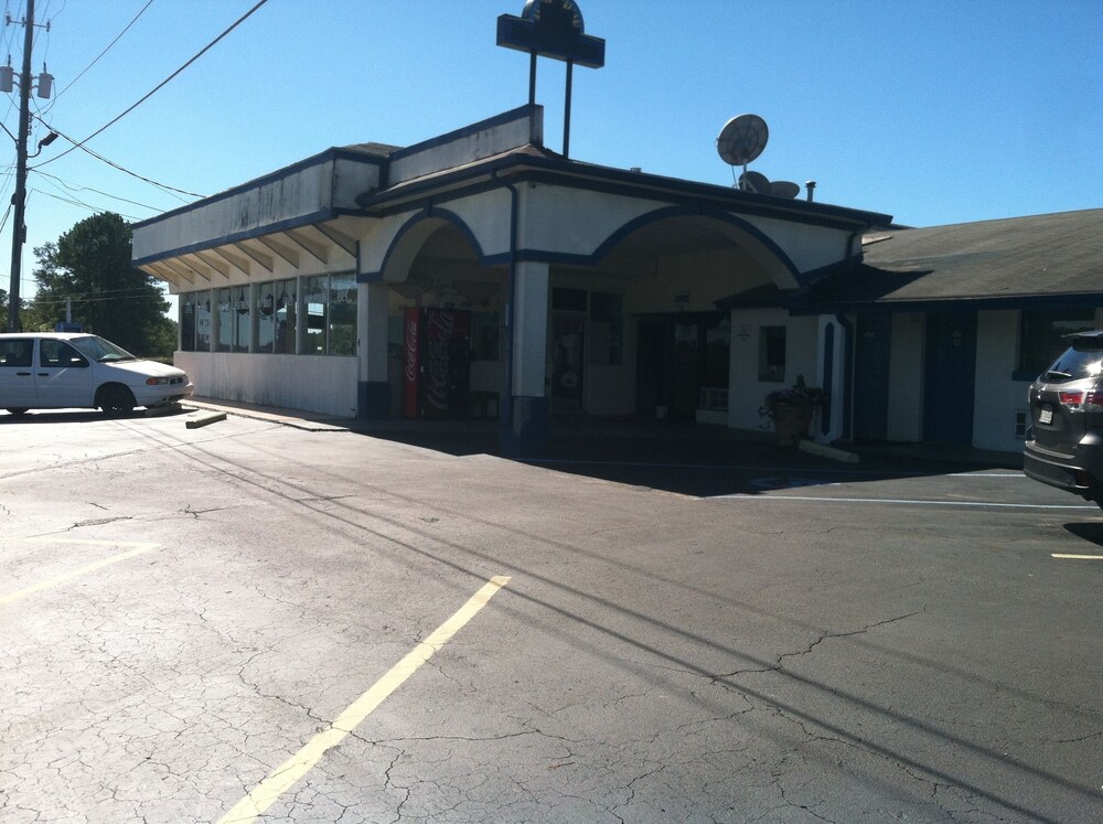Motel 6 Calera - photo 24