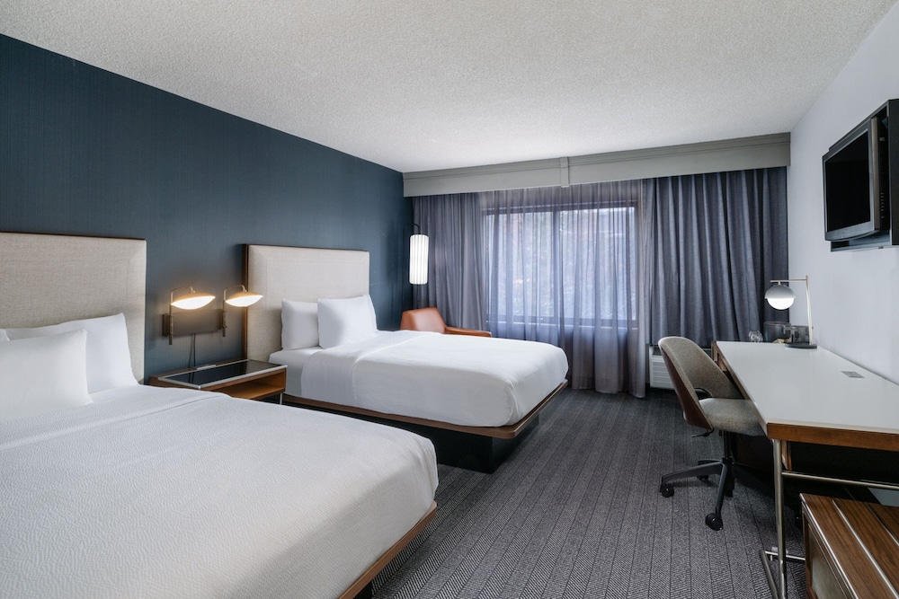 Courtyard by Marriott Salt Lake City Airport - photo 14