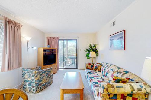 Blissful Beachin' Waipani D 12 — 4-Star Luxury Hotel in Myrtle Beach, United States