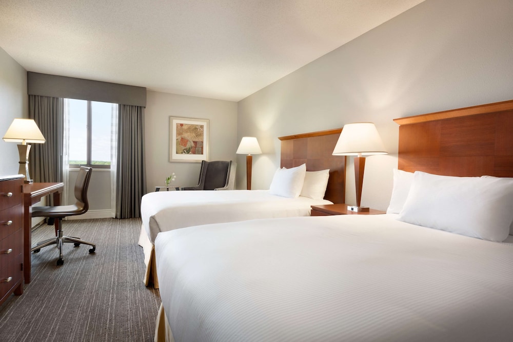 DoubleTree by Hilton Minneapolis Park Place - photo 19