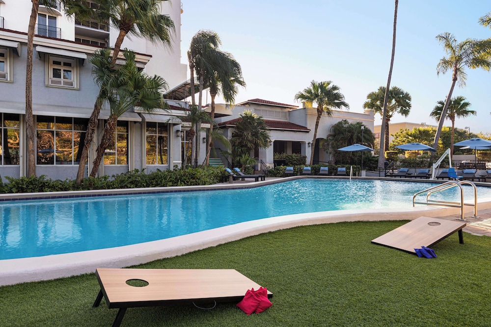 Embassy Suites by Hilton Fort Lauderdale 17th Street - photo 46