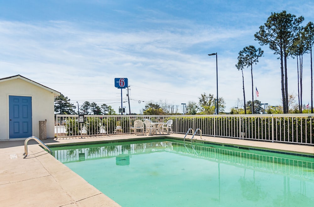 Motel 6 Newnan GA - photo 27
