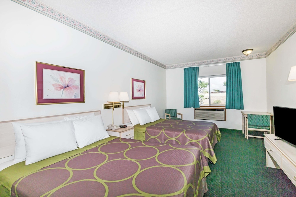 Super 8 by Wyndham Willcox - photo 10