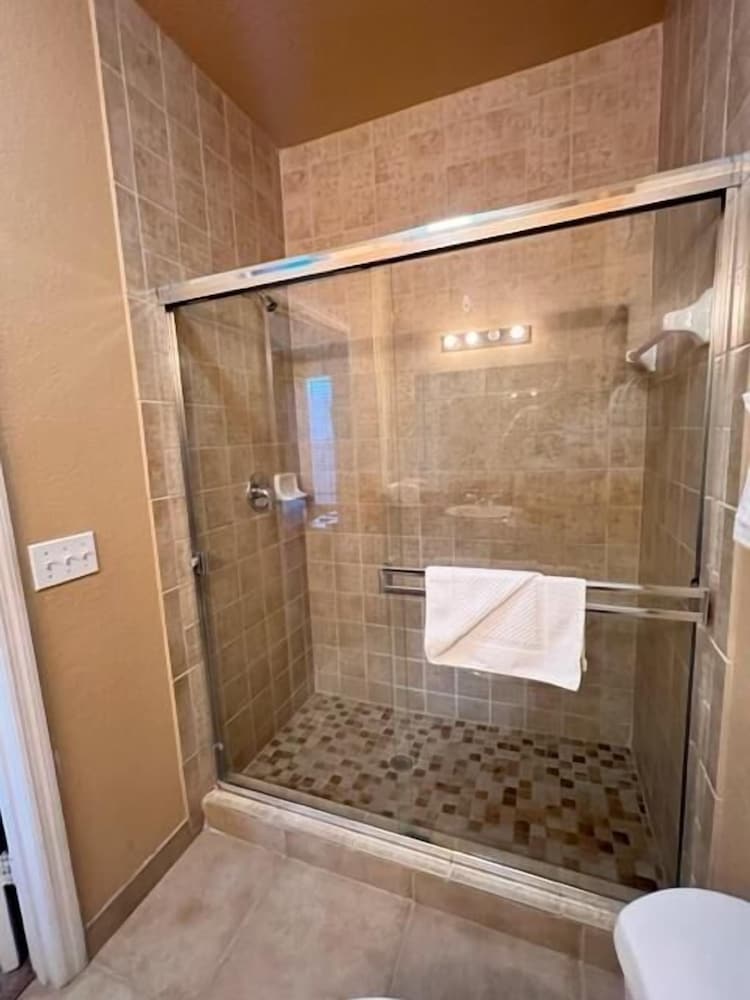 3 Bed 2 Bath Condo Tuscana Resort 3 Bedroom Condo by RedAwning - photo 26
