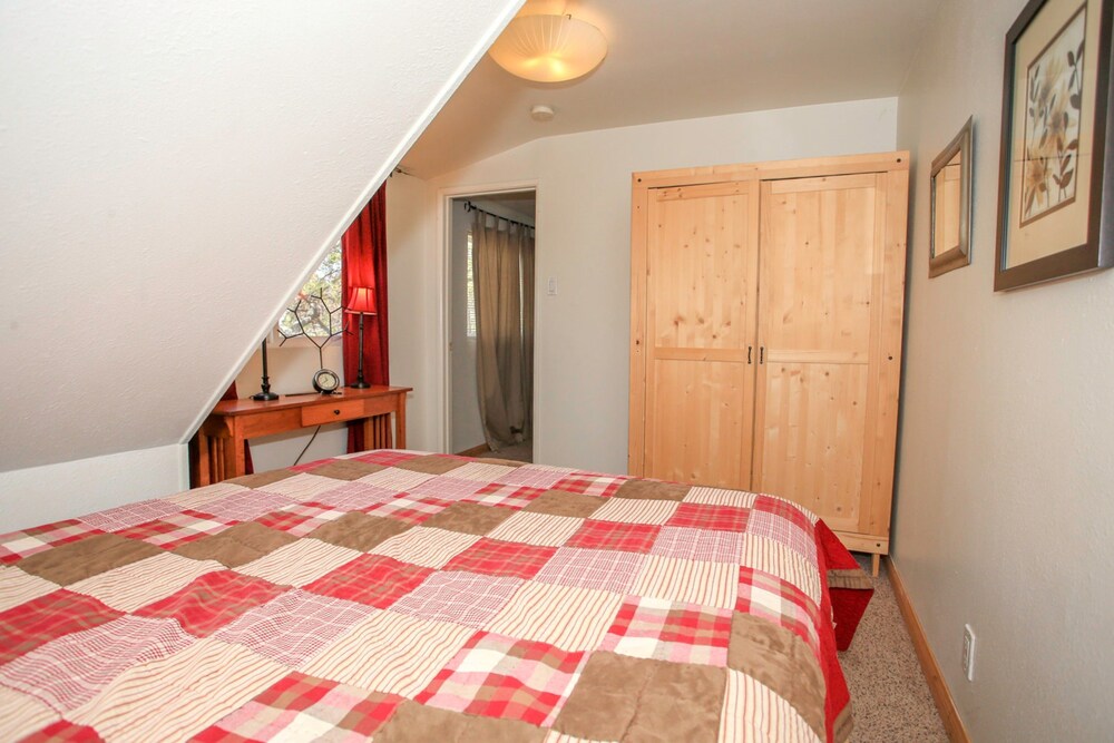 Little Swiss Inn - photo 13