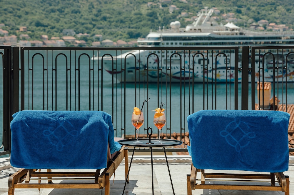Hotel Casa del Mare Vizura in Kotor, Montenegro