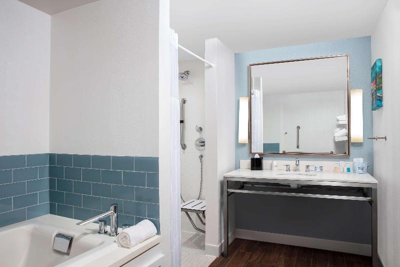 Hilton Garden Inn Mobile Downtown - photo 48