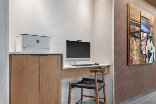 Fairfield by Marriott Inn & Suites Kansas City at The Legends - photo 19